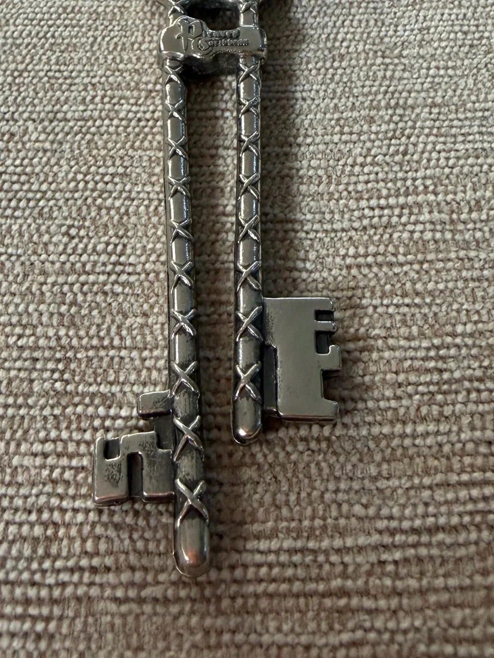 Disney this metal